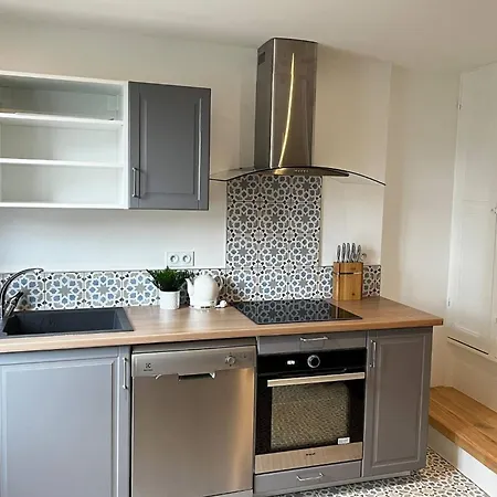 Townhouse In גראמה